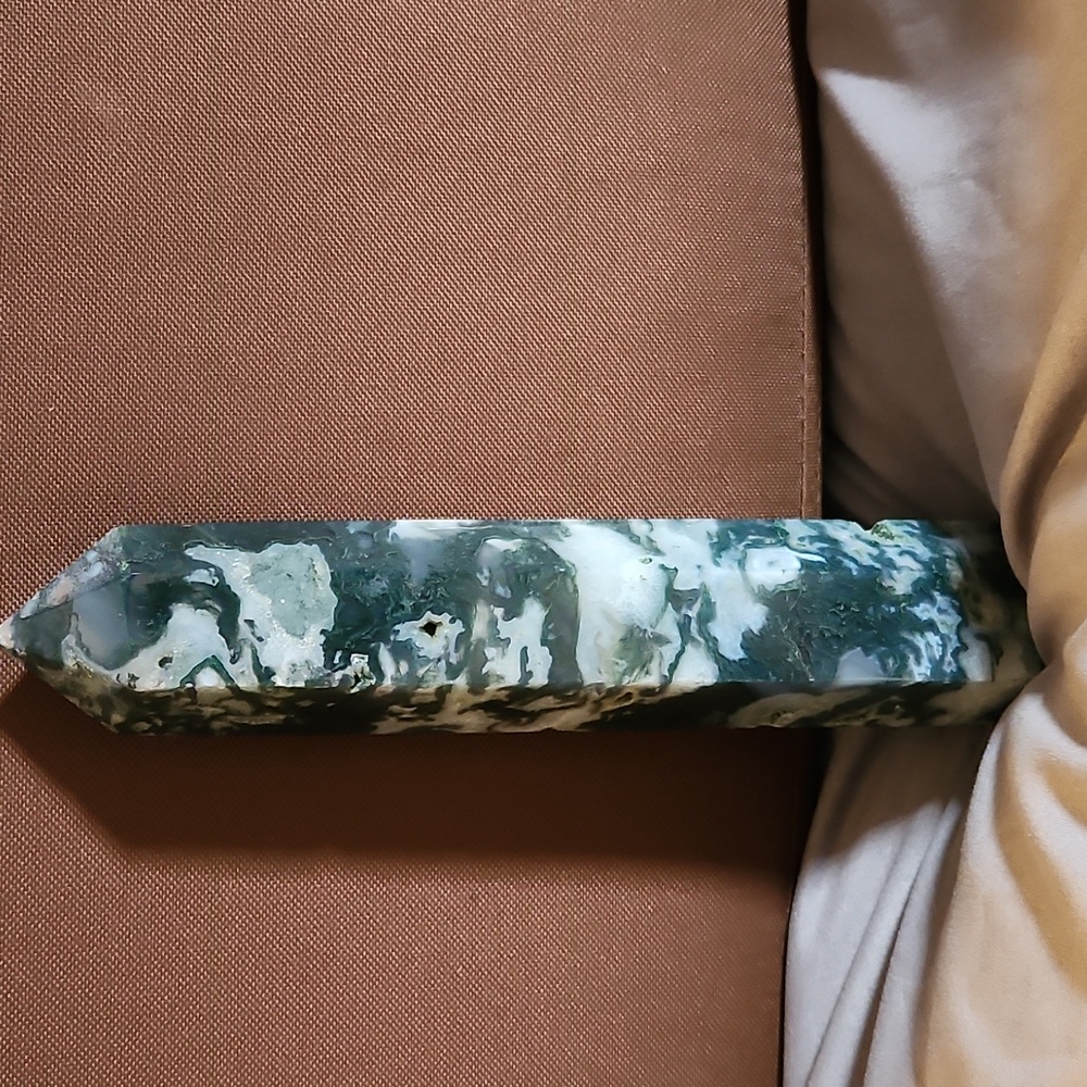 Druzy moss agate tower 9 inch tall